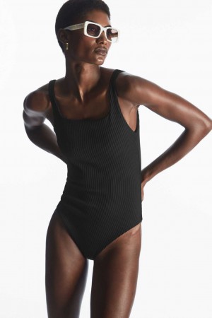 BLACK COS SQUARE-NECK RIBBED SWIMSUIT | XTS-023986