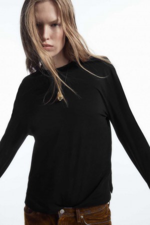 BLACK COS WIDE-SLEEVED TOP | AOG-836970