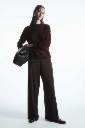 DARK BROWN COS PLEATED WIDE-LEG PANTS | AIK-395024