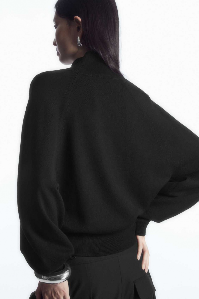 BLACK COS BATWING-SLEEVE MERINO WOOL SWEATER | JUO-372694