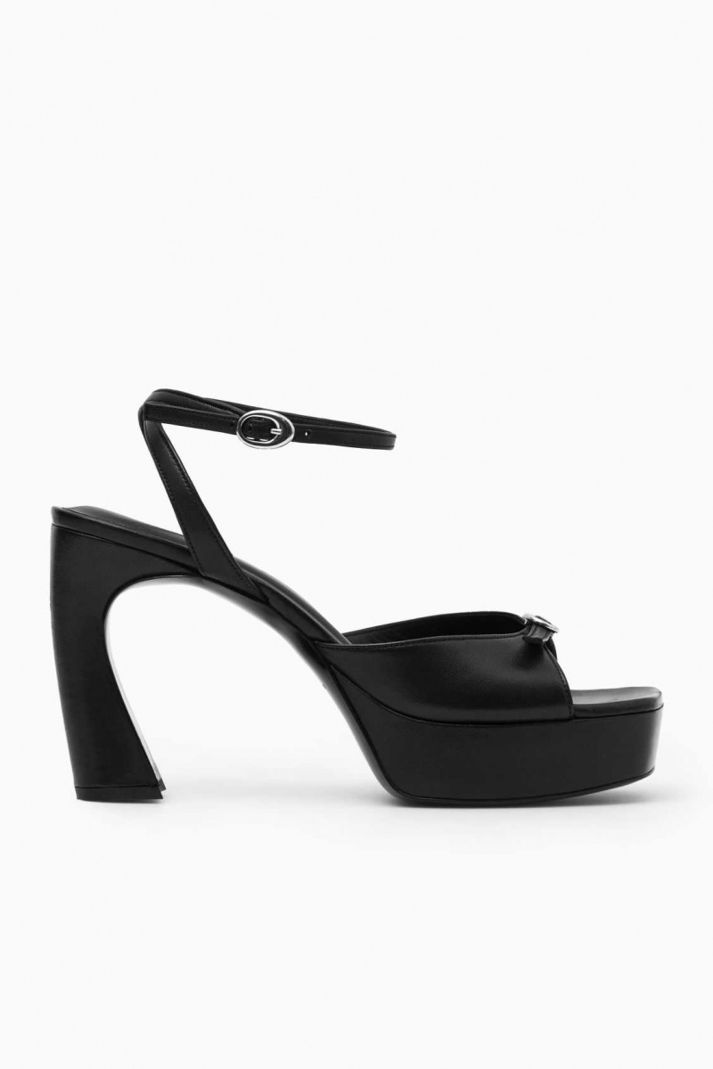 BLACK COS BUCKLED PLATFORM SANDALS | CIY-092387