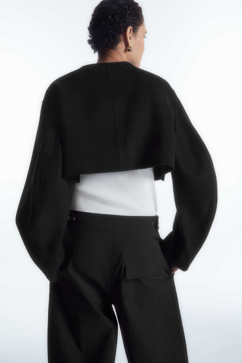 BLACK COS DOUBLE-FACED CROPPED HYBRID JACKET | RNG-182704