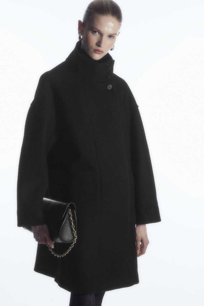 BLACK COS FUNNEL-NECK BOILED-WOOL COAT | DSP-517649