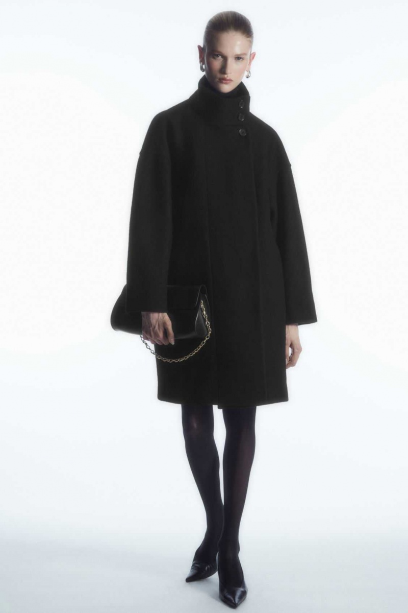 BLACK COS FUNNEL-NECK BOILED-WOOL COAT | DSP-517649