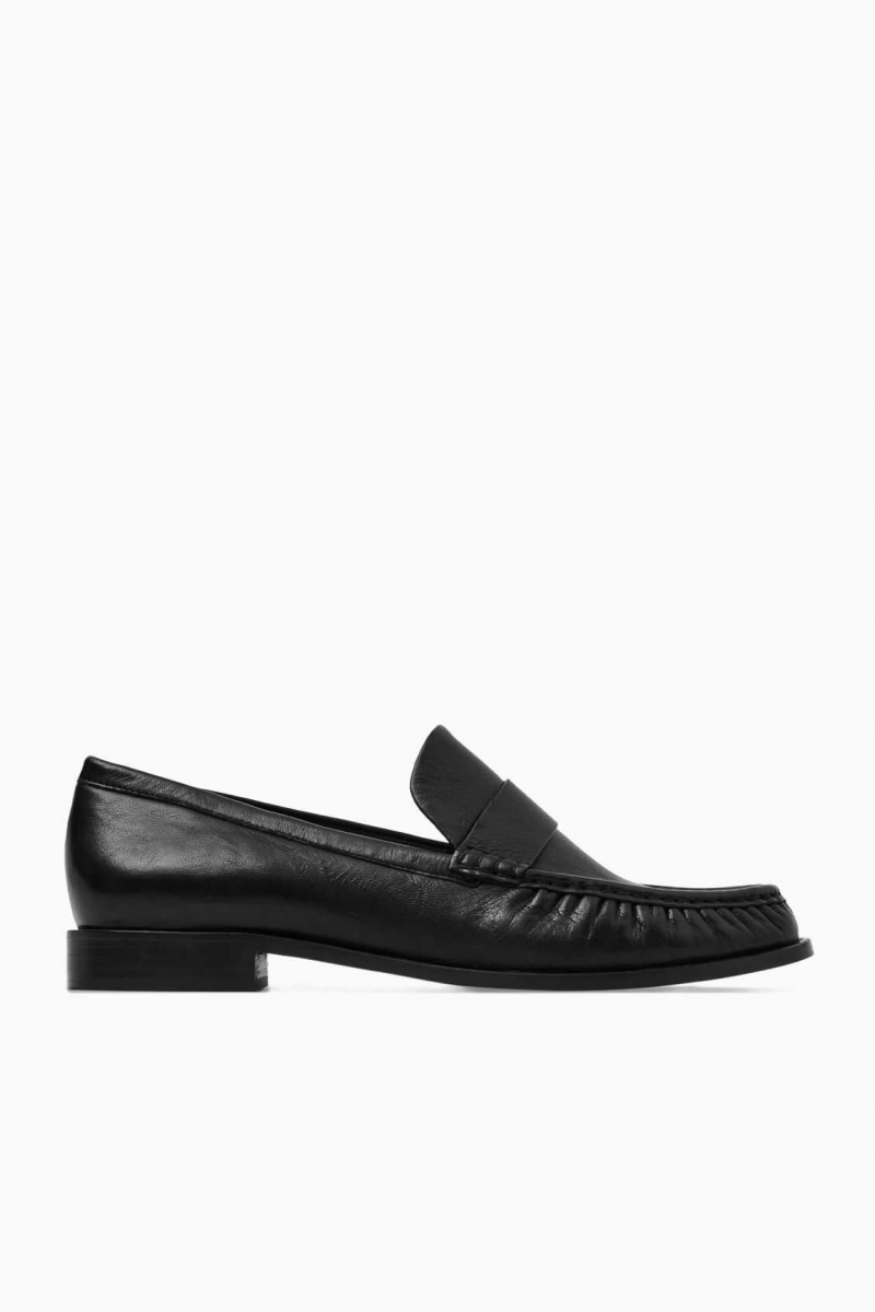 BLACK COS LEATHER LOAFERS | IQB-369157