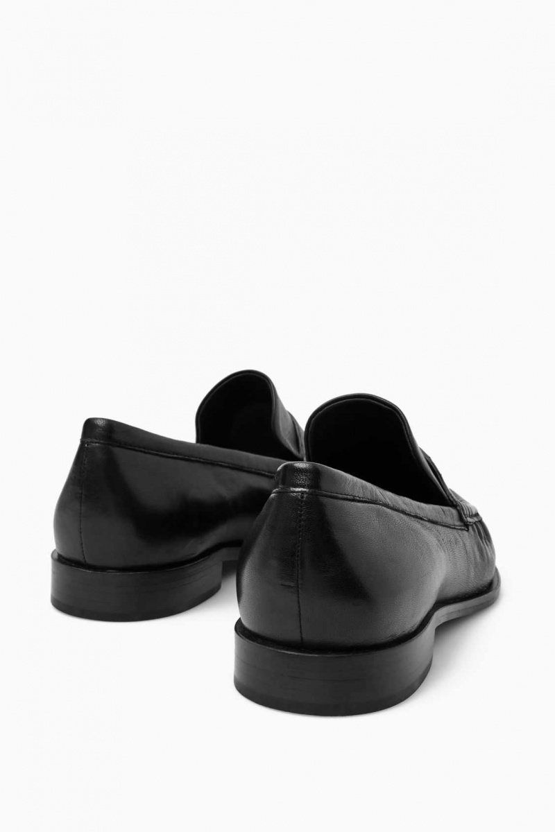 BLACK COS LEATHER LOAFERS | IQB-369157