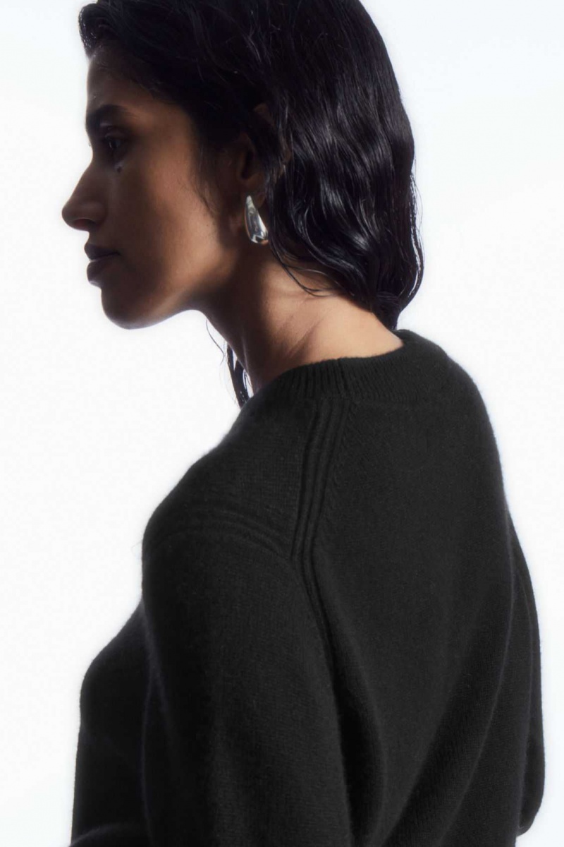 BLACK COS PURE CASHMERE SWEATER | RHT-268795