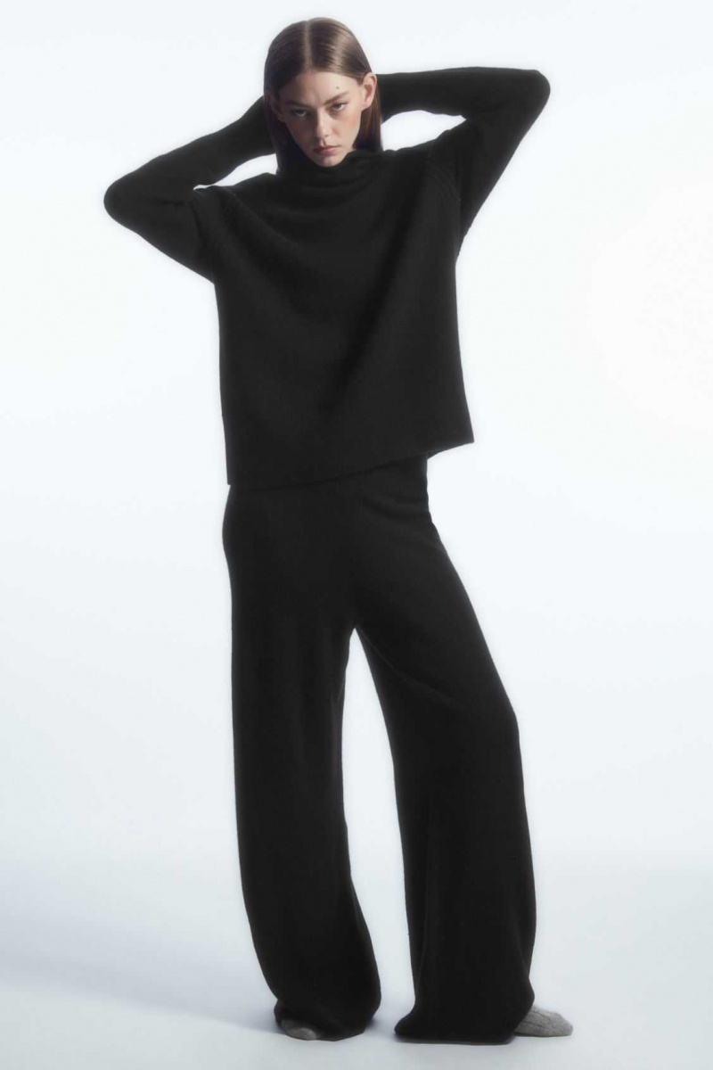 BLACK COS PURE CASHMERE TURTLENECK SWEATER | JWR-301785