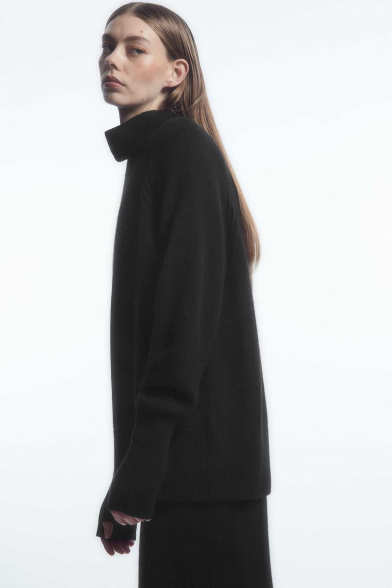 BLACK COS PURE CASHMERE TURTLENECK SWEATER | JWR-301785