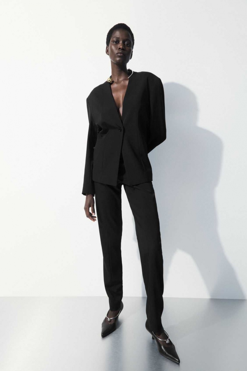 BLACK COS THE DRAPED-WAIST BLAZER | MOS-271509