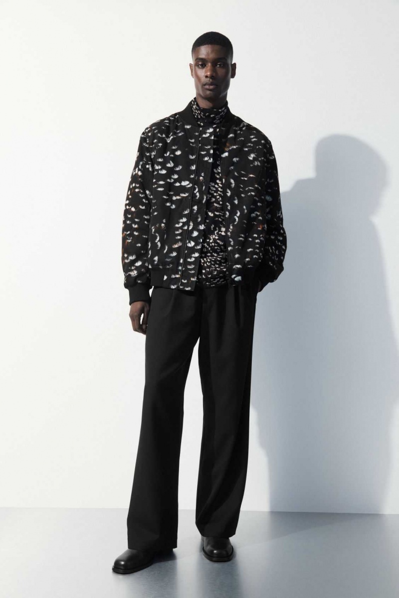 BLACK / FEATHER PRINT COS THE FEATHER-PRINT BOMBER JACKET | ISW-972358