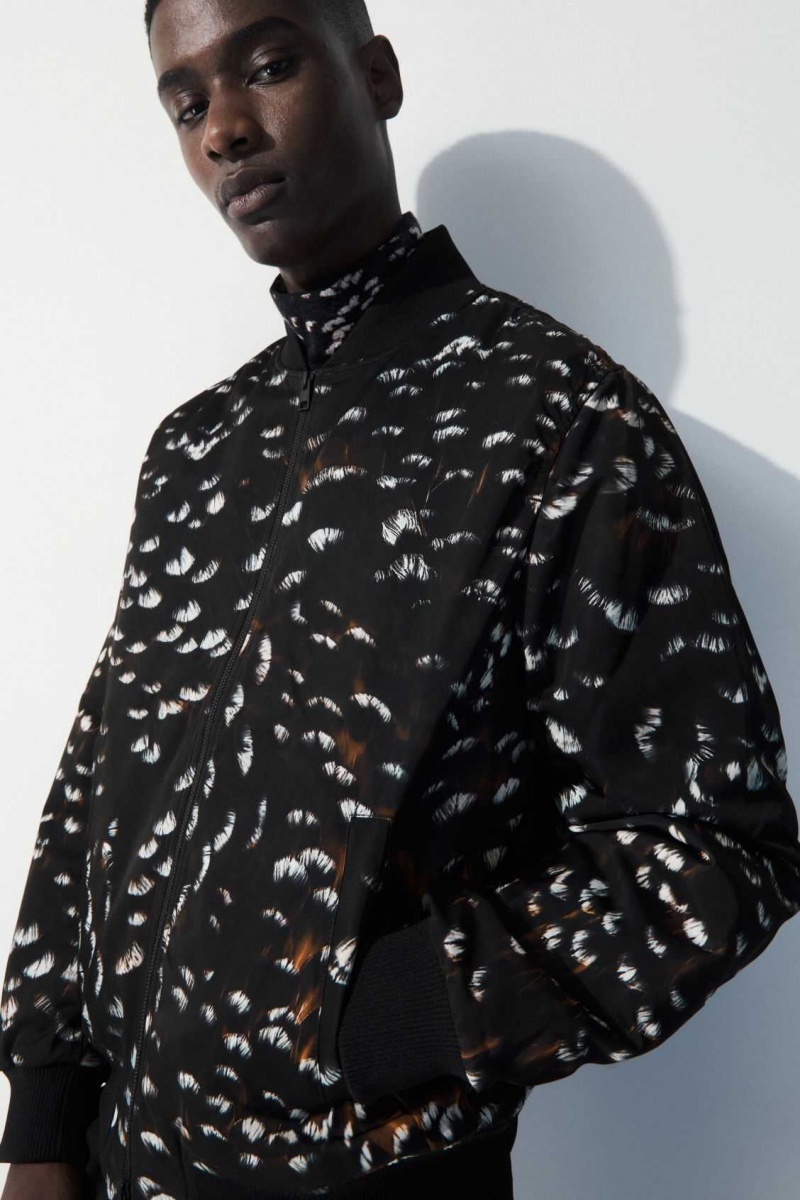 BLACK / FEATHER PRINT COS THE FEATHER-PRINT BOMBER JACKET | ISW-972358