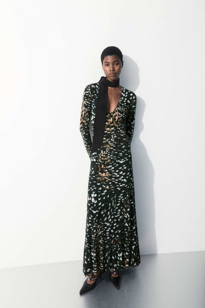 BLACK / FEATHER PRINT COS THE FEATHER-PRINT KNITTED DRESS | ADQ-063274