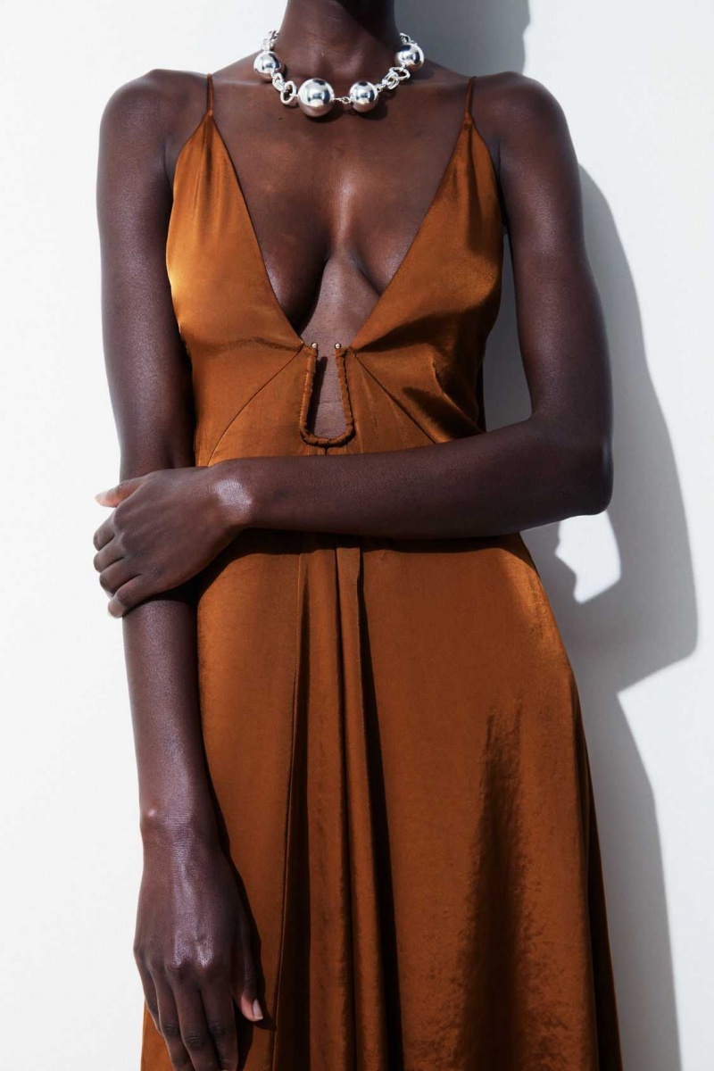 BROWN COS THE CUTOUT SLIP DRESS | MQT-052361