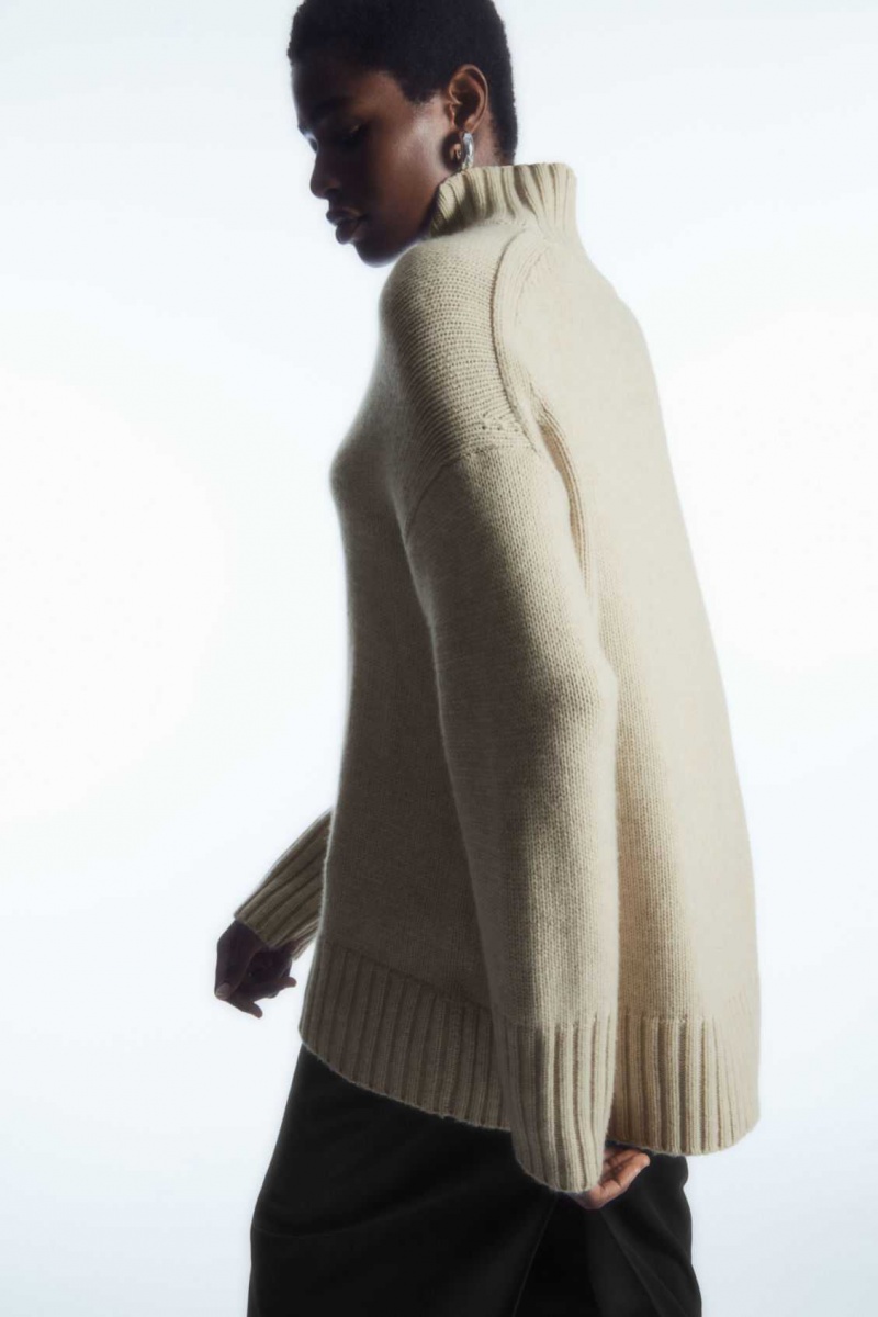 CREAM COS FUNNEL-NECK PURE CASHMERE SWEATER | EFA-176485