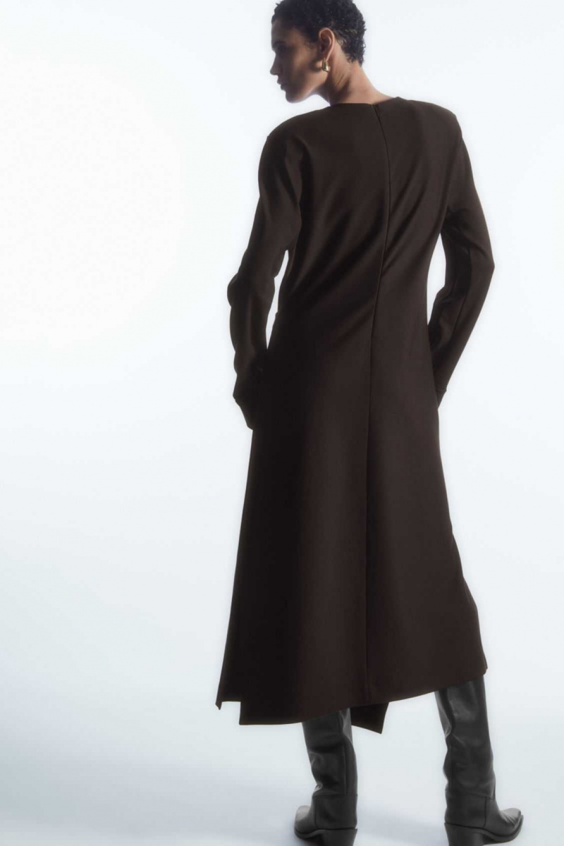 DARK BROWN COS POWER-SHOULDER MIDI DRESS | IGP-245836