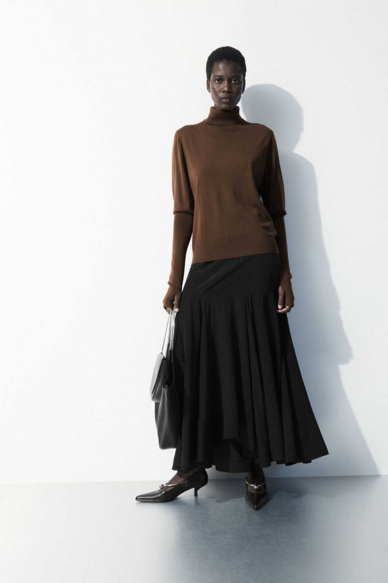 DARK BROWN COS THE WOOL ROLL-NECK JUMPER | VCW-475061