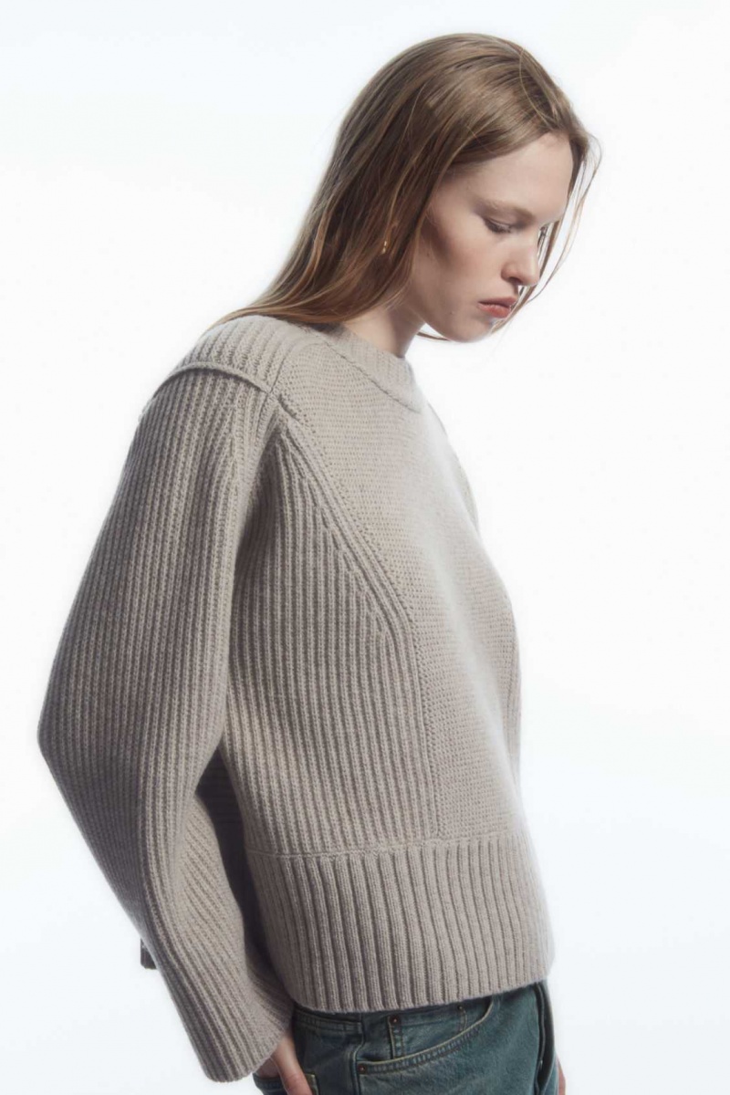 LIGHT BEIGE COS CHUNKY PANELED WOOL SWEATER | WLO-470916