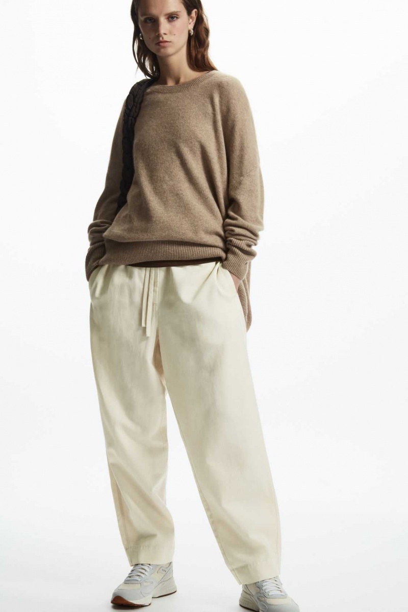 OFF-WHITE COS BARREL-LEG DRAWSTRING PANTS | IGE-820473