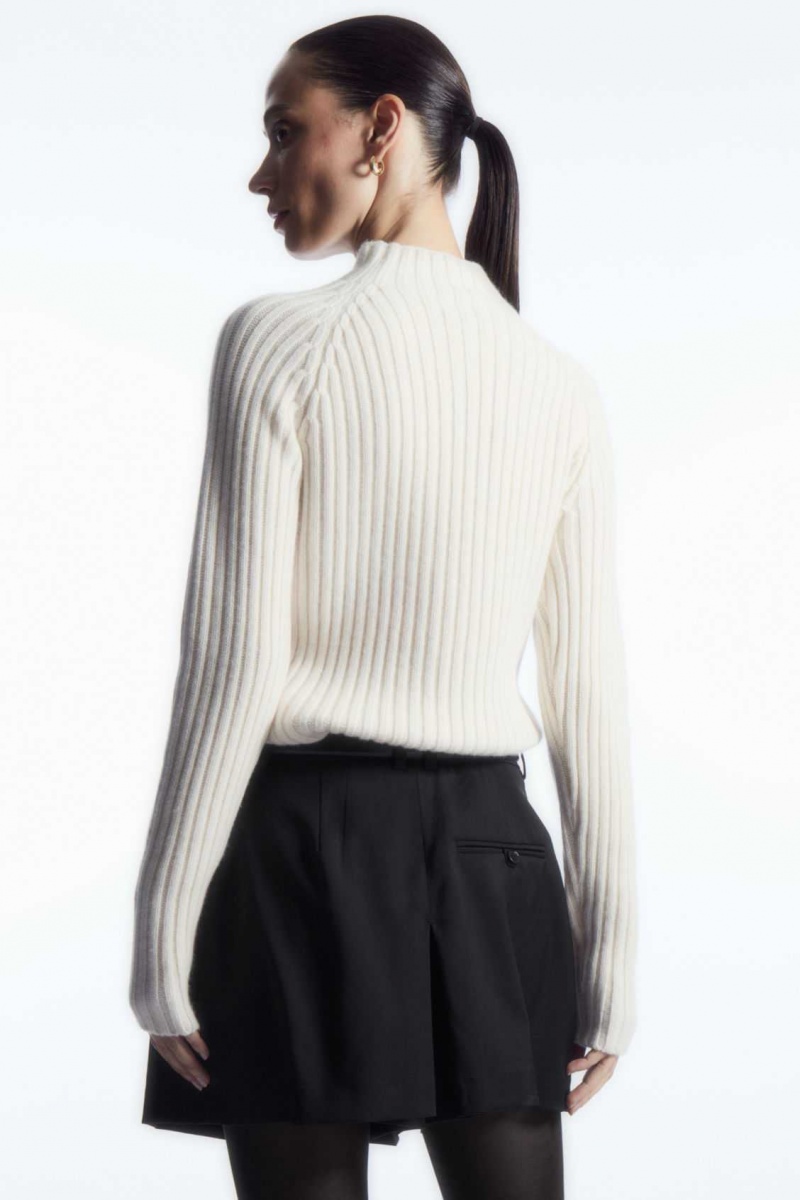 OFF-WHITE COS RIBBED PURE CASHMERE TURTLENECK SWEATER | LZP-354726