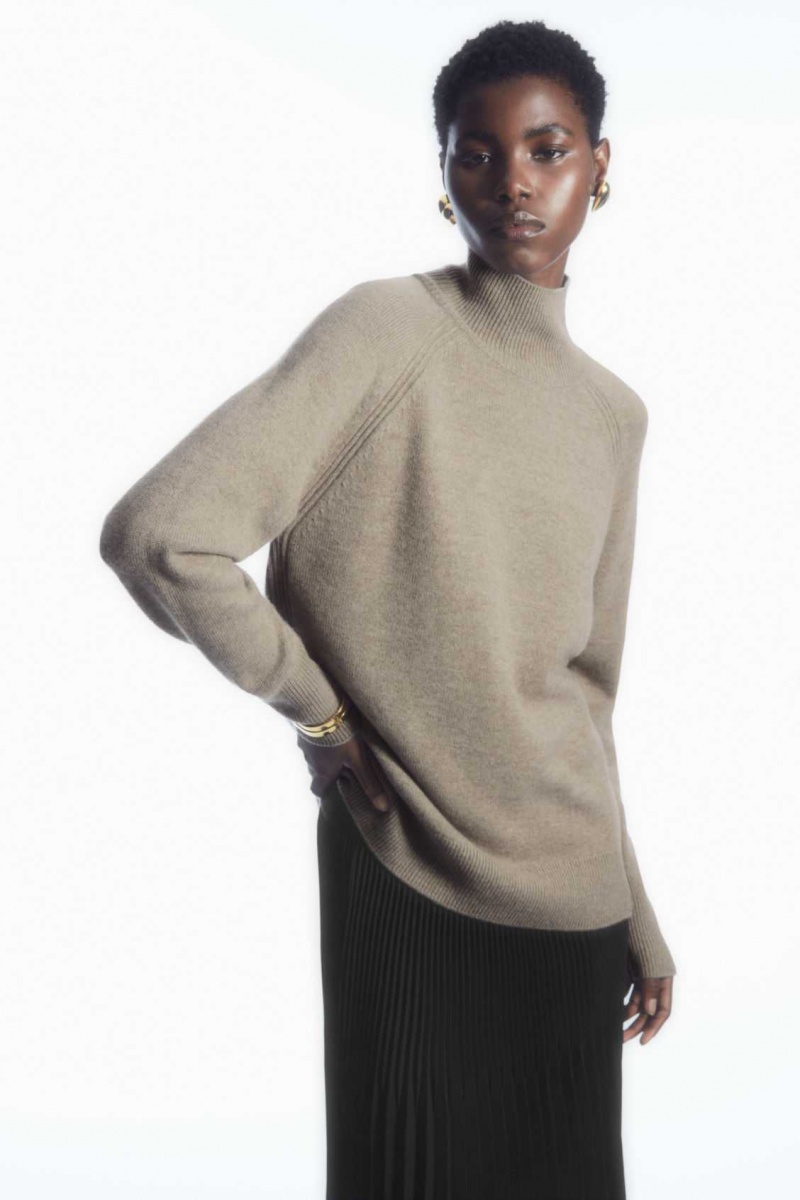 UNDYED / NATURAL COS PURE CASHMERE TURTLENECK SWEATER | XBJ-826710