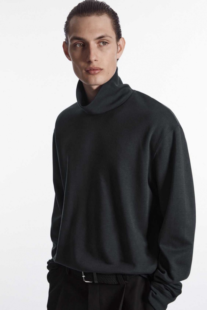 WASHED BLACK COS TURTLENECK SWEATSHIRT | OPC-971450