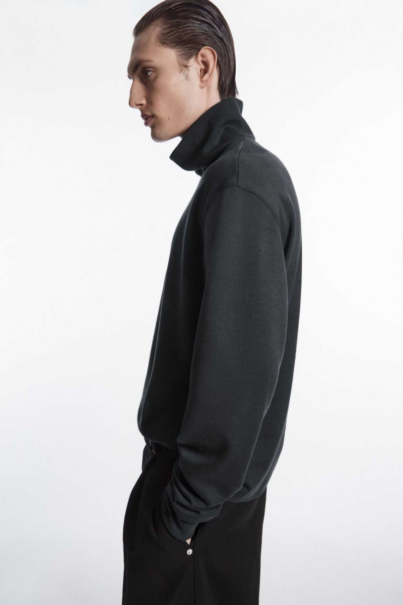 WASHED BLACK COS TURTLENECK SWEATSHIRT | OPC-971450