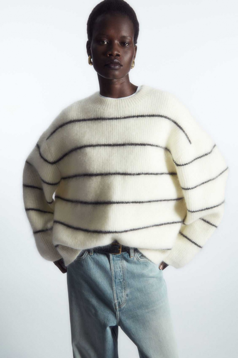 WHITE / STRIPED COS TEXTURED MOHAIR-BLEND SWEATER | JAK-372806